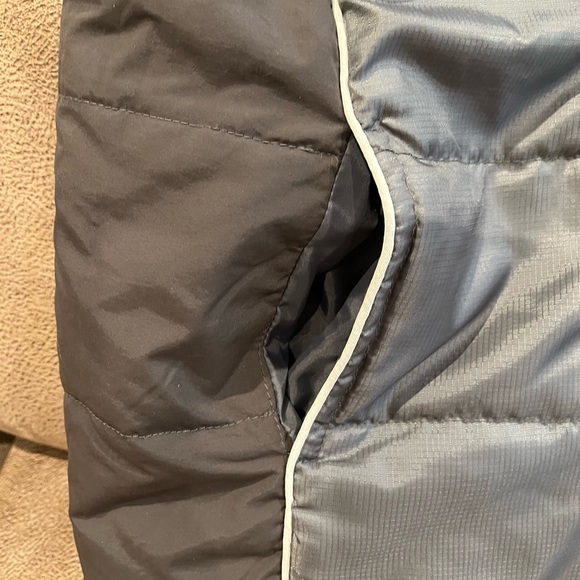 Kids New Balance Vest - Picture 5 of 9